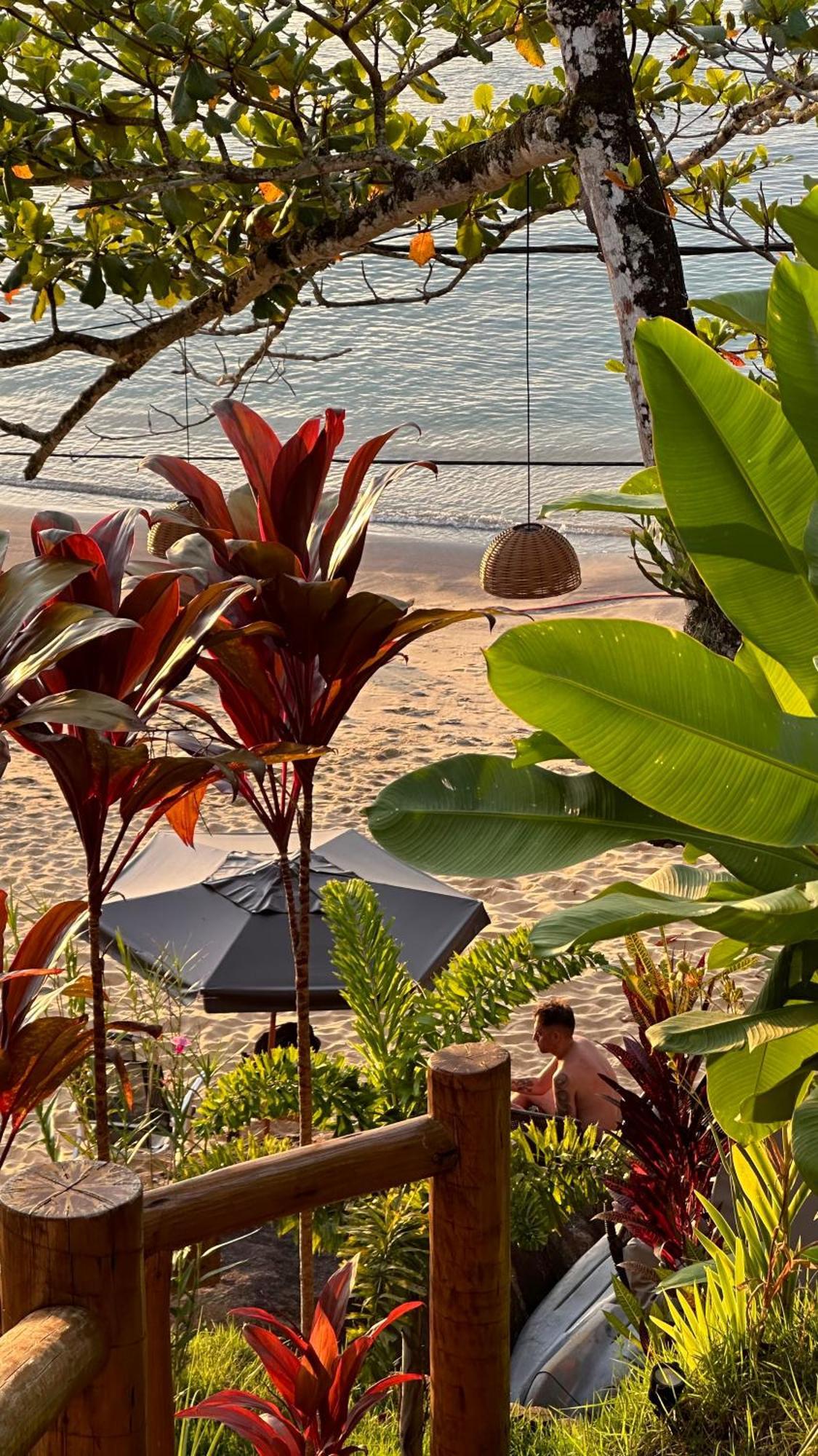 Pousada Belas Águas Praia de Araçatiba Esterno foto